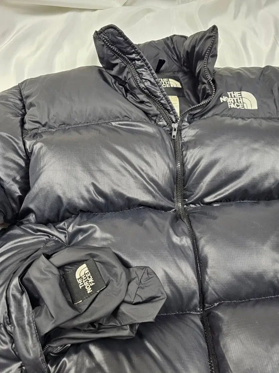 ヌプシダウンジャケット