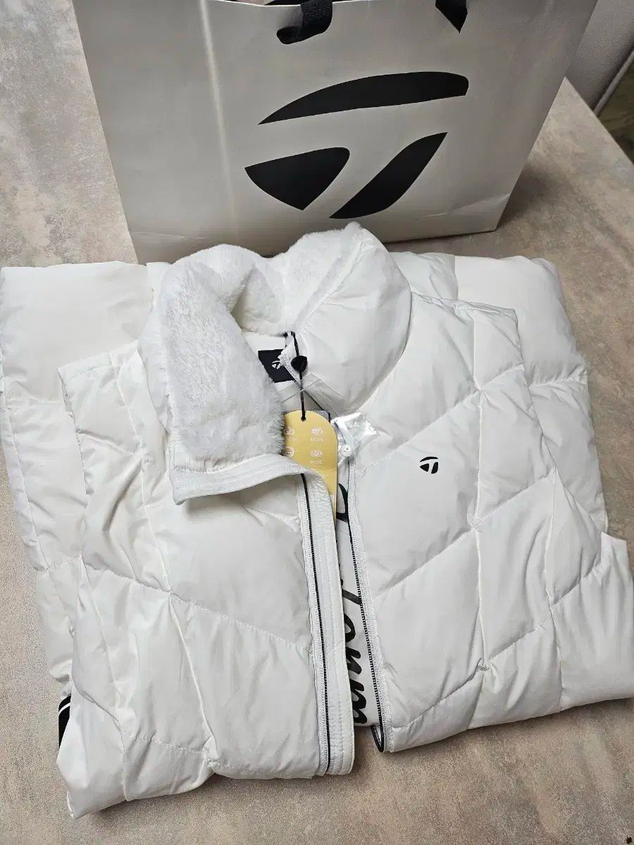 TaylorMade Golf テーラーメイドゴルフ レディース ロング ダウン ベスト M