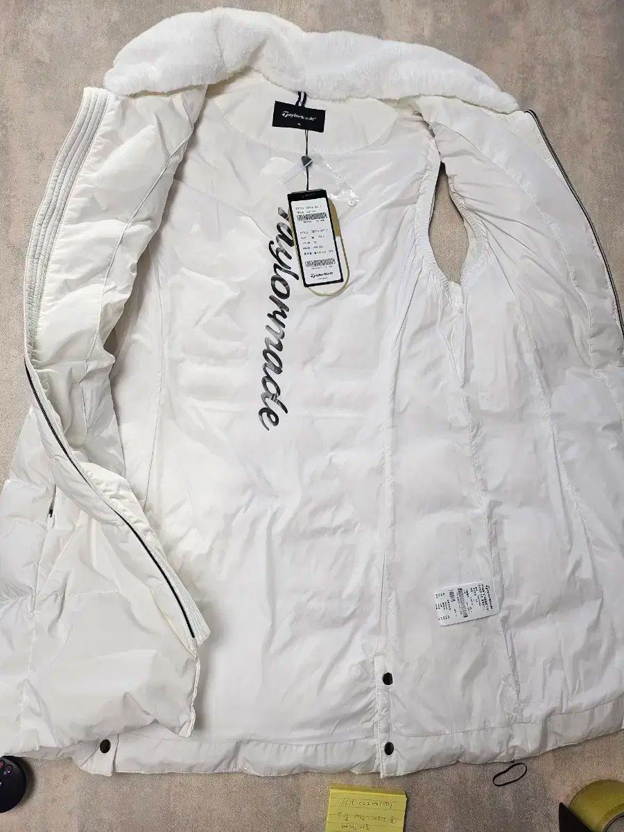 テーラーメイドゴルフ レディース