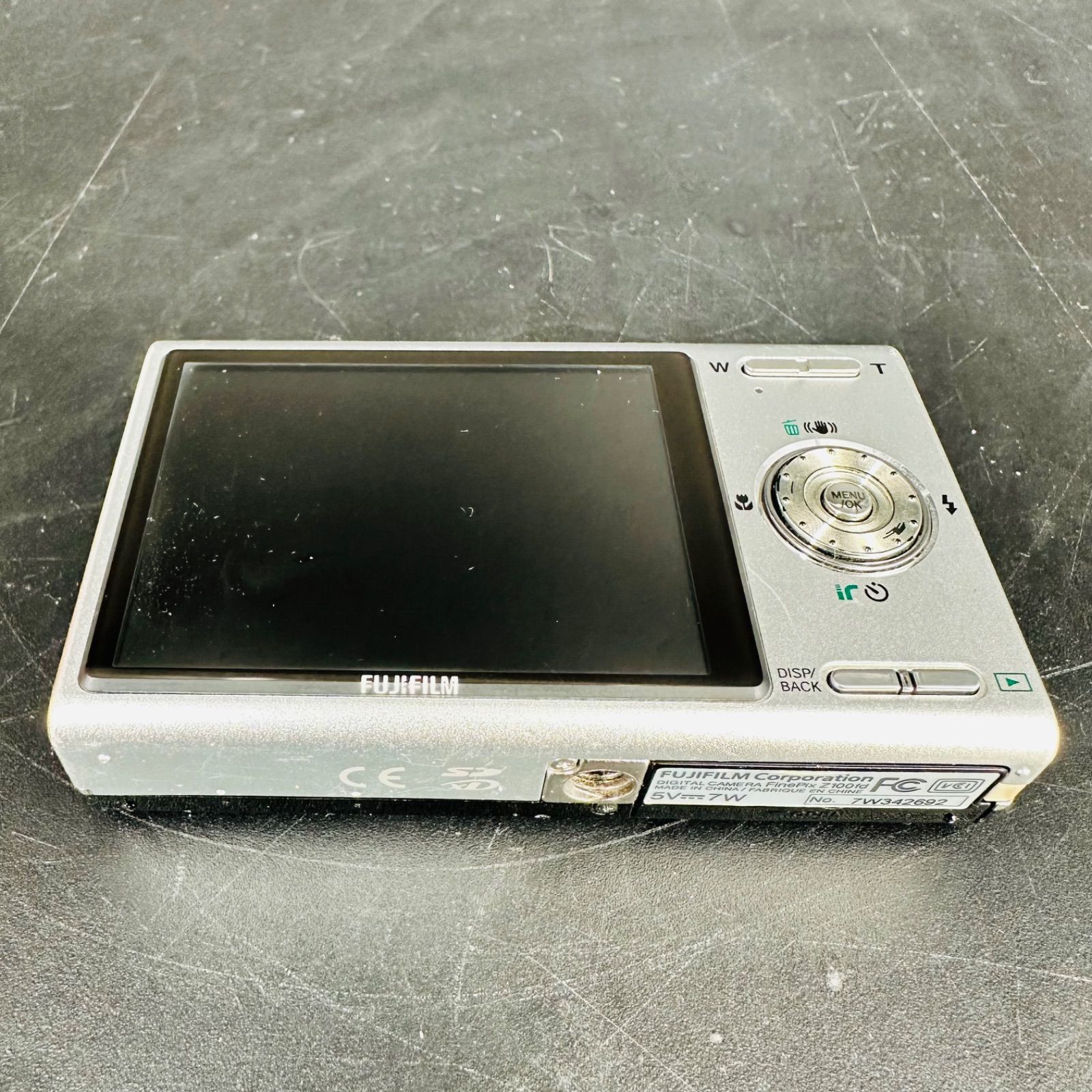 Fujifilm FinePix Z100fd 充電器付 コンパクト デジタルカメラ