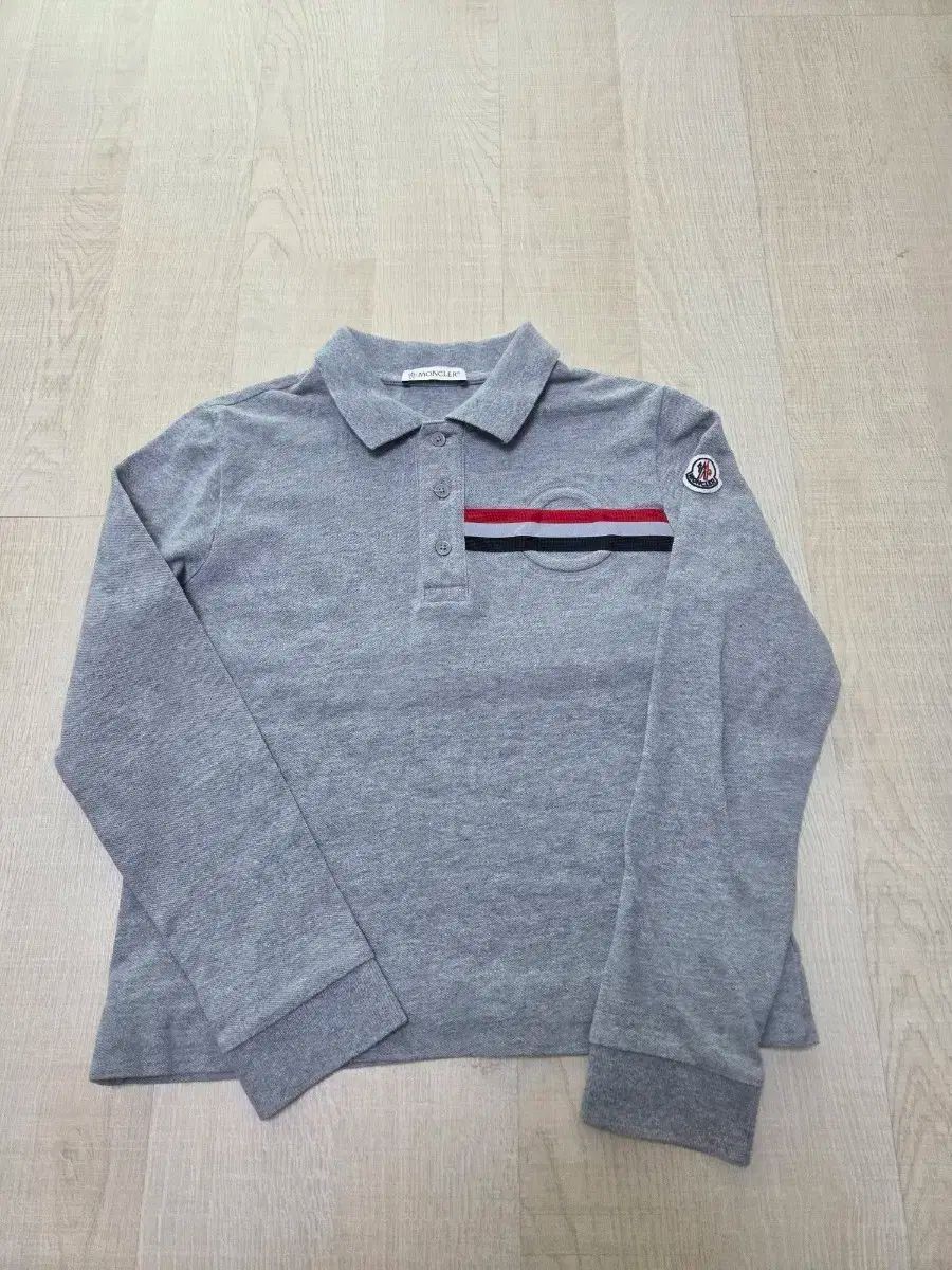 10Y モンクレールキッズ カラ Tシャツ