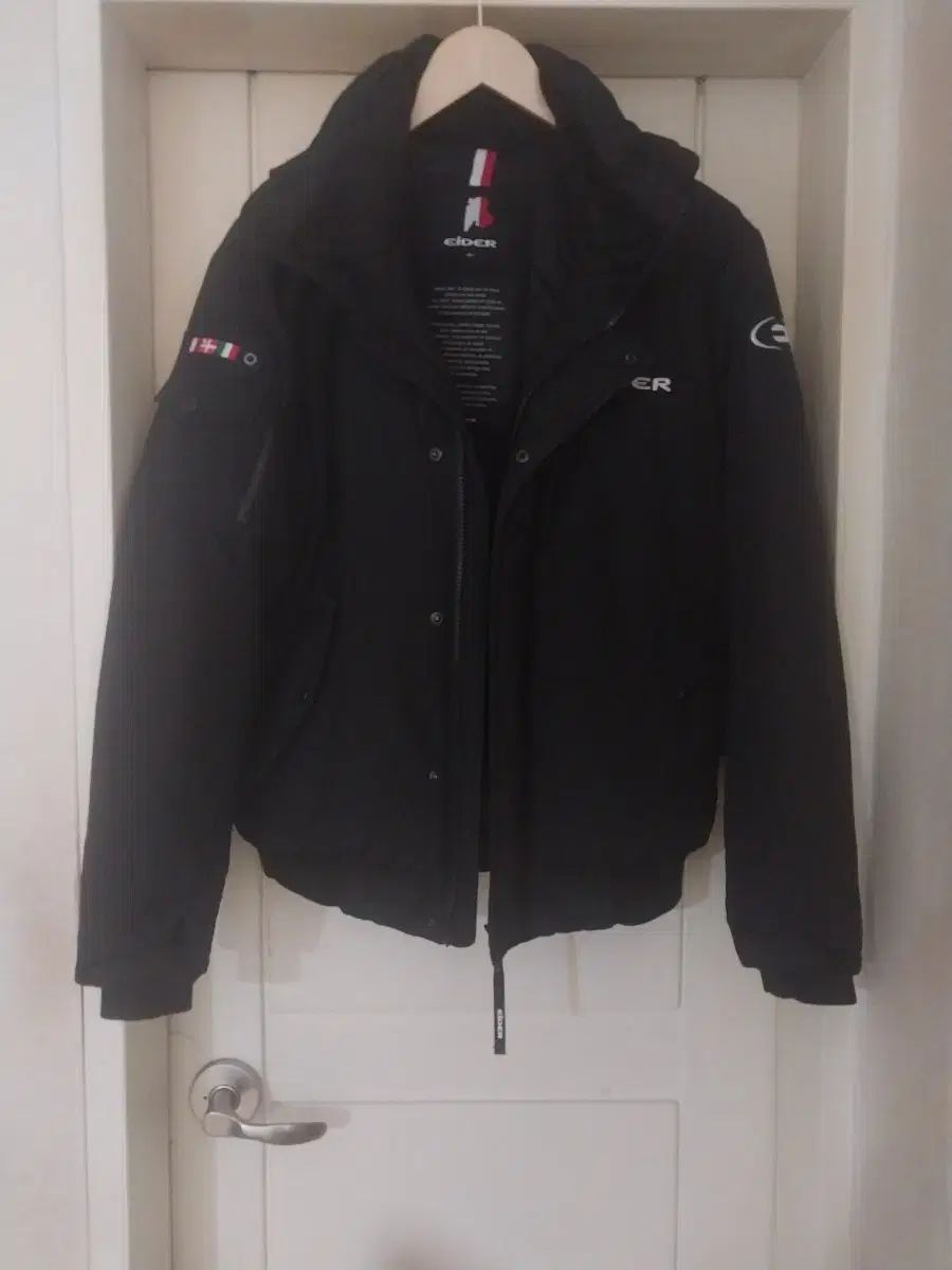 EIDER ブラック ダウン ショートダウン