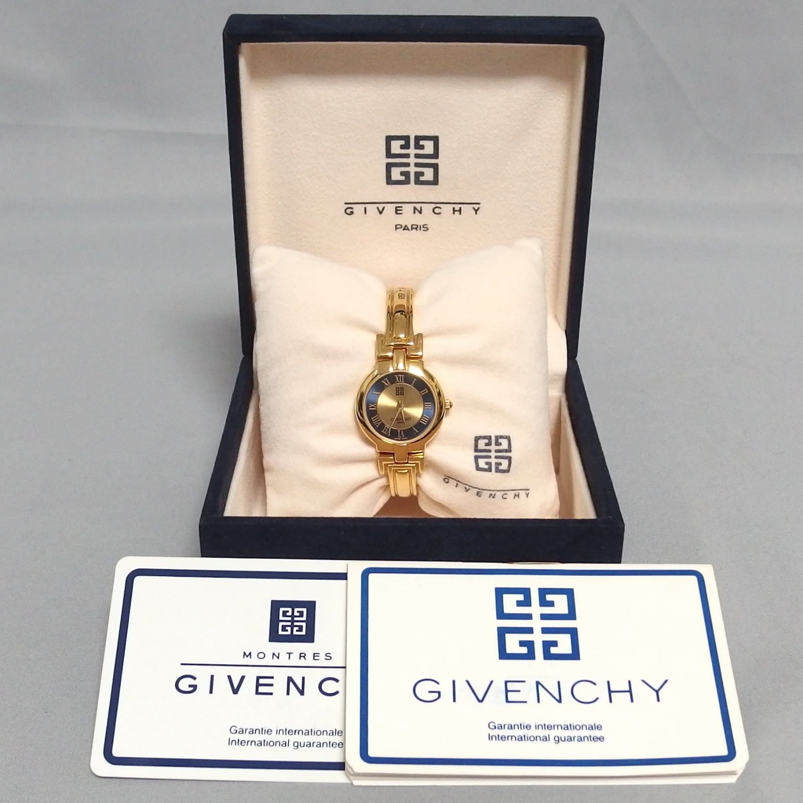 ジバンシー バングルウォッチ クォーツ 稼働品 ゴールド系 used GIVENCHY ゴールド 金 12Pダイヤ クォーツ 腕時計 レディース