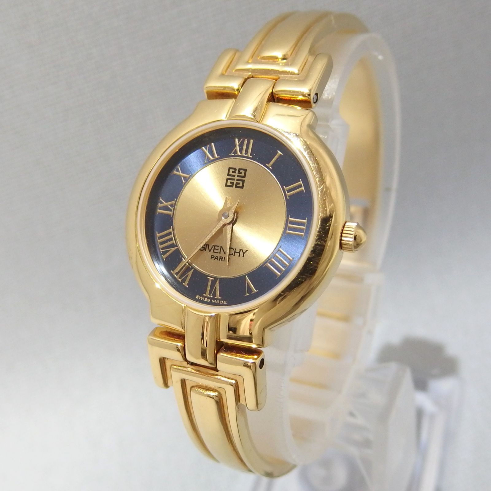 ジバンシー バングルウォッチ クォーツ 稼働品 ゴールド系 used GIVENCHY ゴールド 金 12Pダイヤ クォーツ 腕時計 レディース