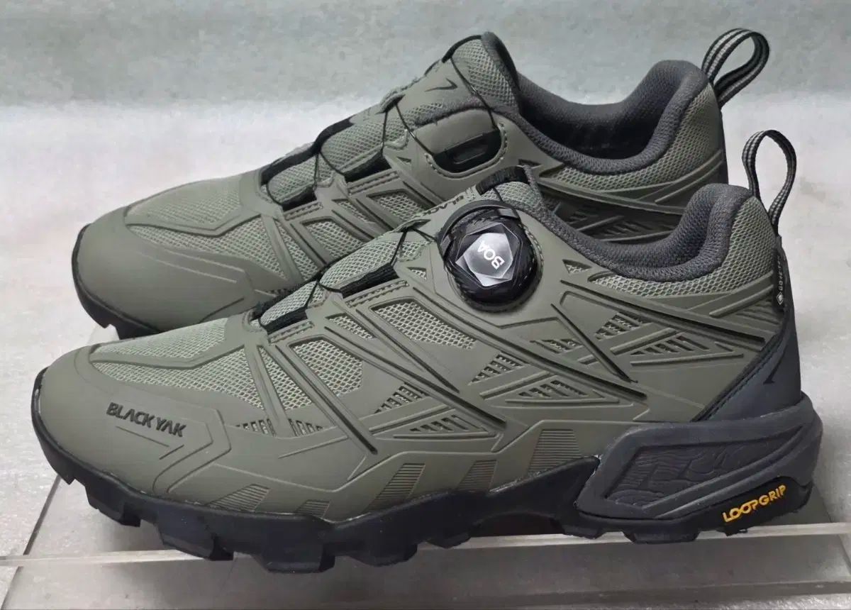 ブラックヤク BLACK YAK 軽量登山靴 トレッキングシューズ BOAダイアル メンズ 255