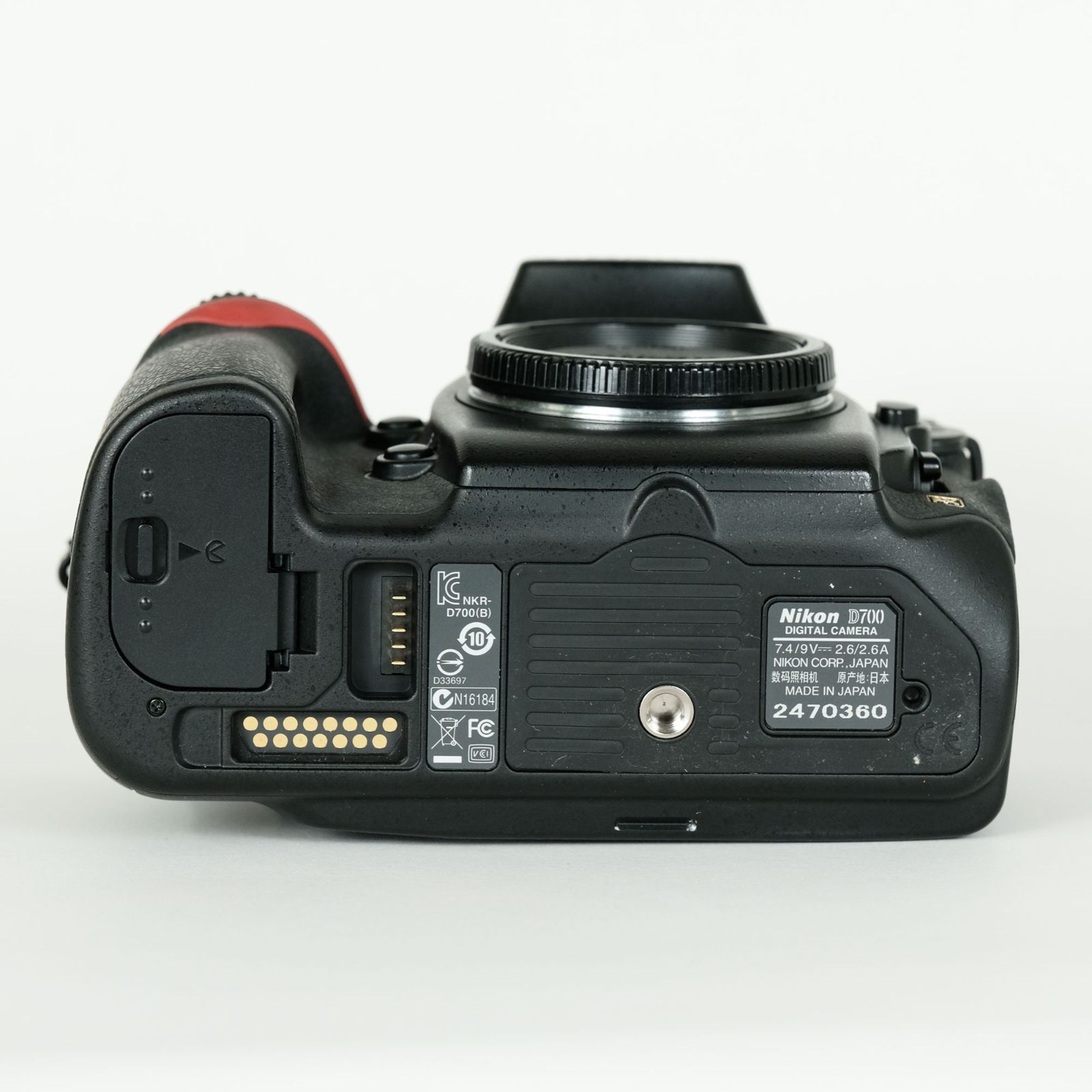 並品 | バッテリーグリップ・バッテリー2個付] Nikon D700 ボディ