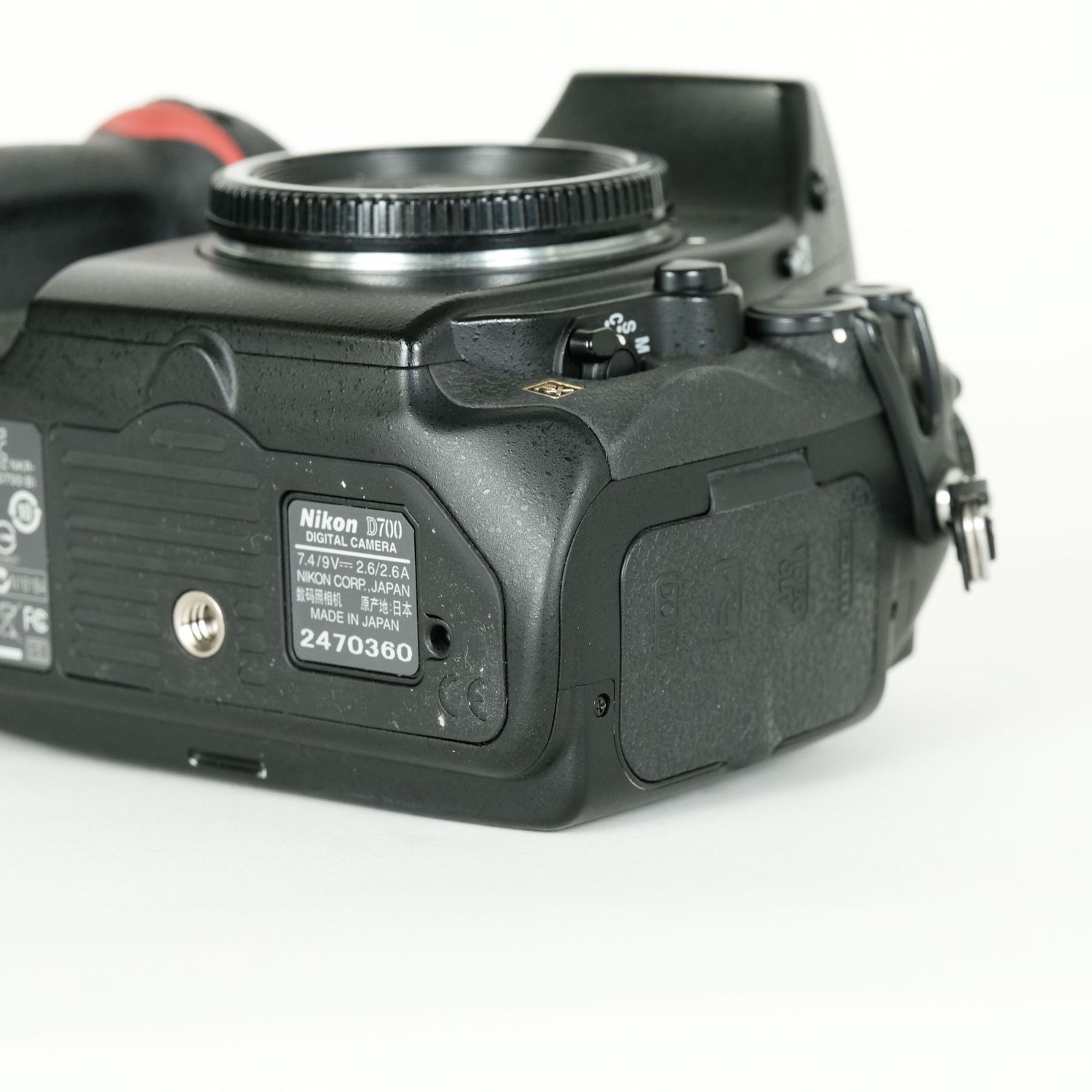 Nikon D700 バッテリーグリップ　バッテリー2個付き 並品 | バッテリーグリップ・バッテリー2個付] Nikon D700 ボディ