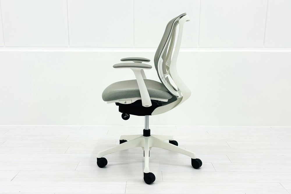 メッシュ オフィス家具