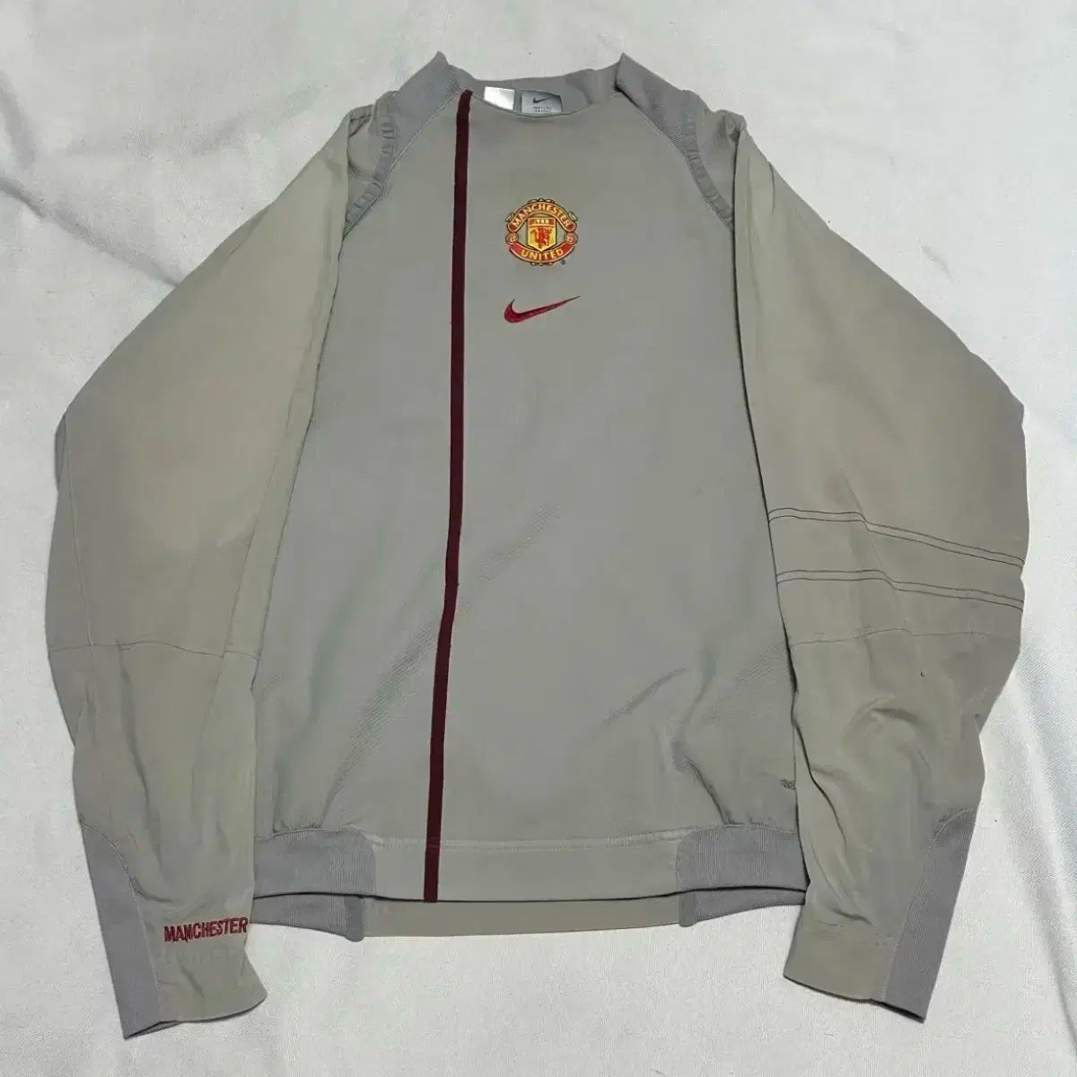 ナイキ マンチェスターユナイテッド ウォームアップ