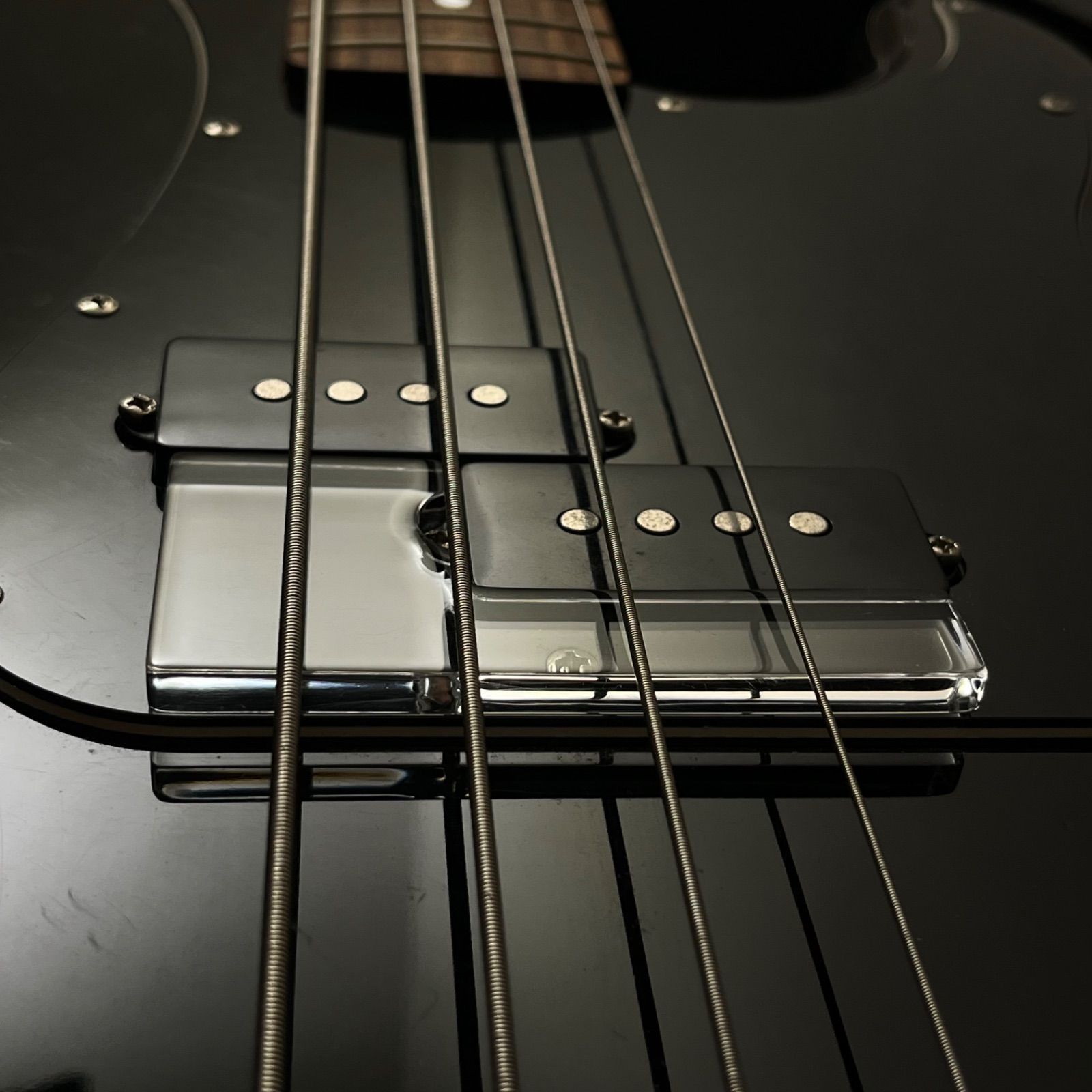 プレシジョンベース 4弦用_Sサイズ__パープルハート材