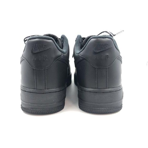 ナイキ シュプリーム