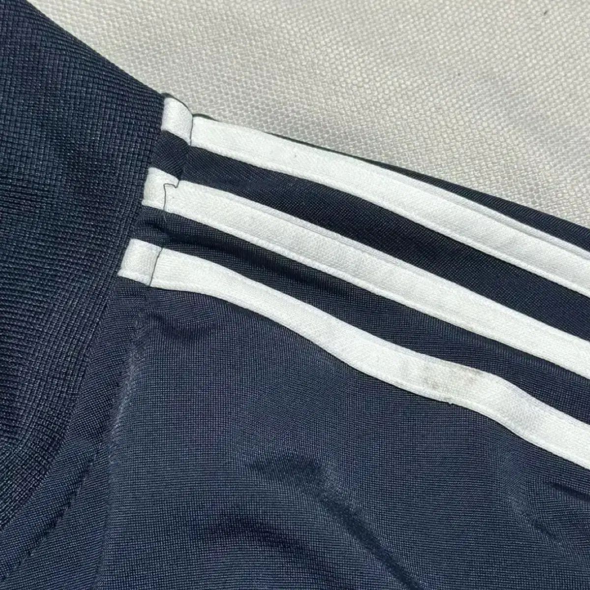 トラックジャージ