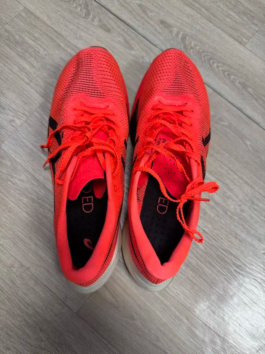 アシックス メタスピード エッジ パリ 265