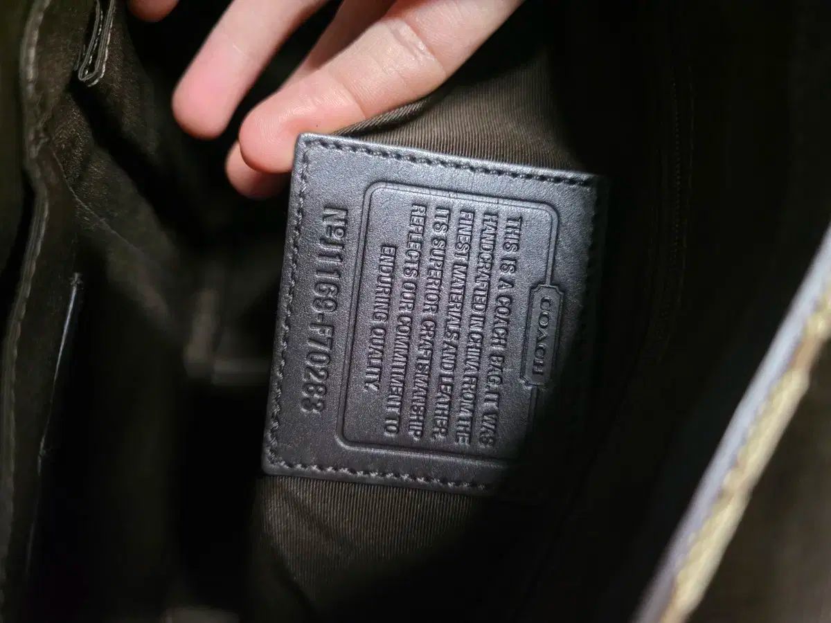 クロスバック メッセンジャーバッグ