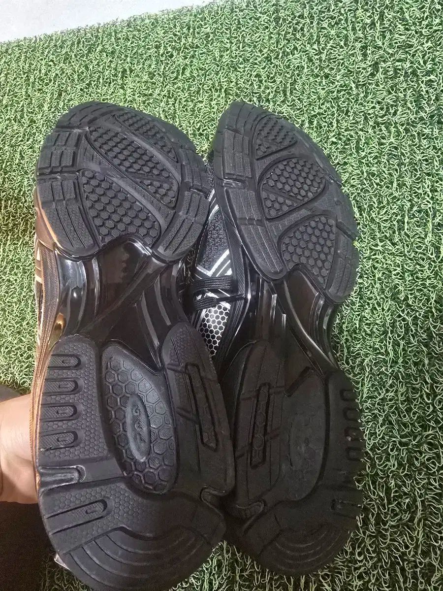 アシックス ゲル トレーナー 285