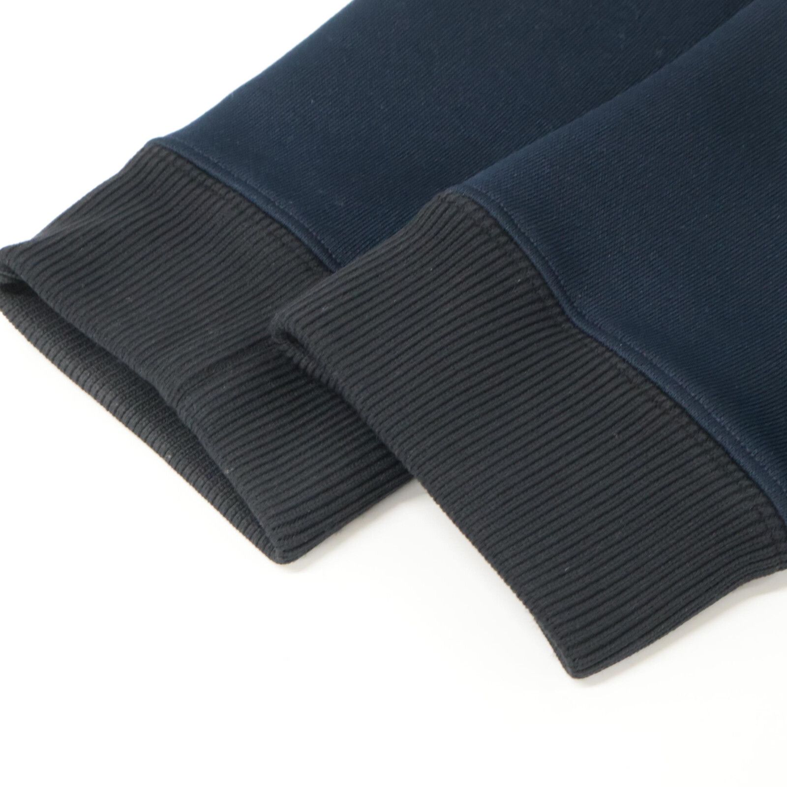 ボンディングパテントフラワープリントジップアップパーカー