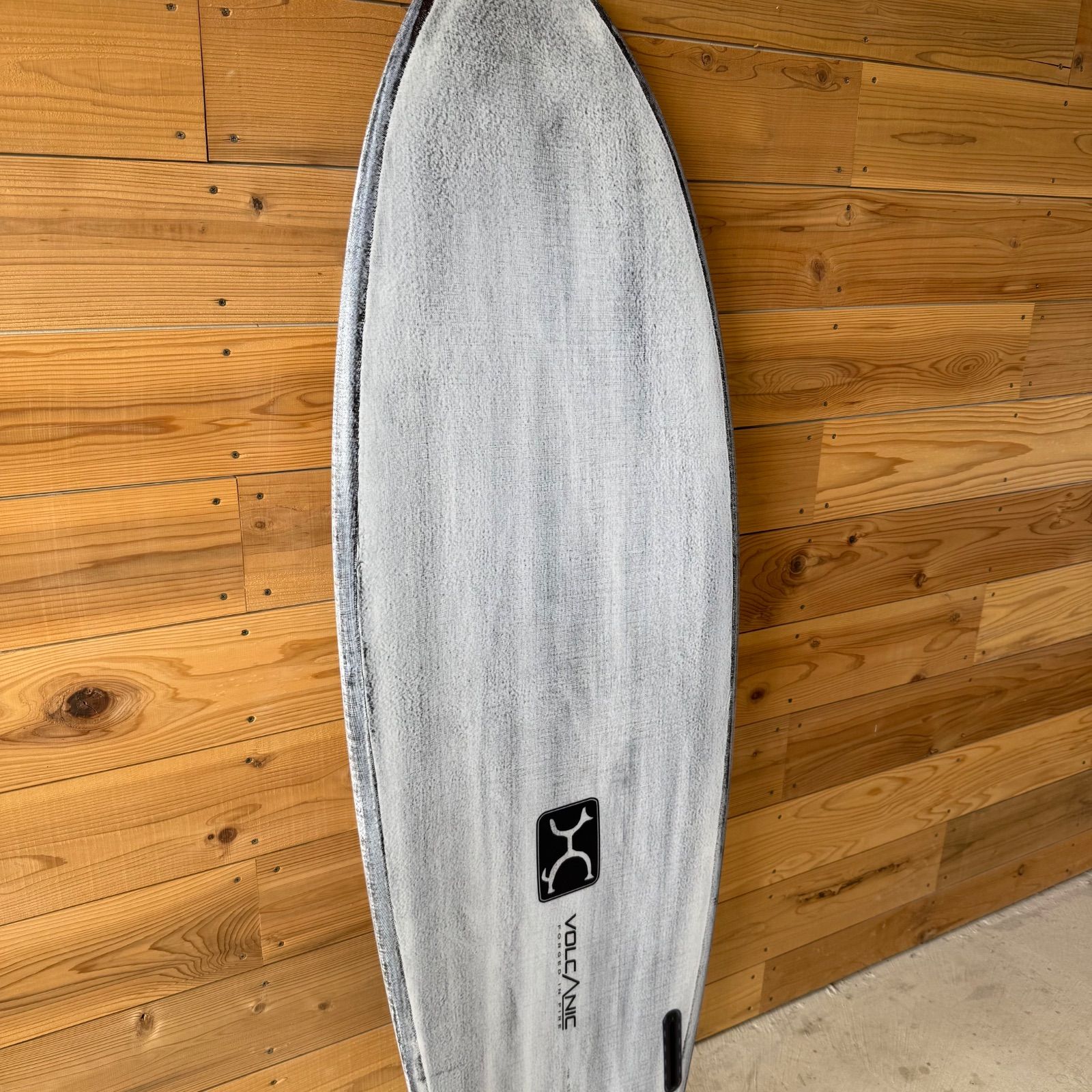  美 ファイヤーワイヤー TooFish トゥーフィッシュ Volcanic 5 11 38.0 L RobMachado ロブマチャド ショートボード サーフボード