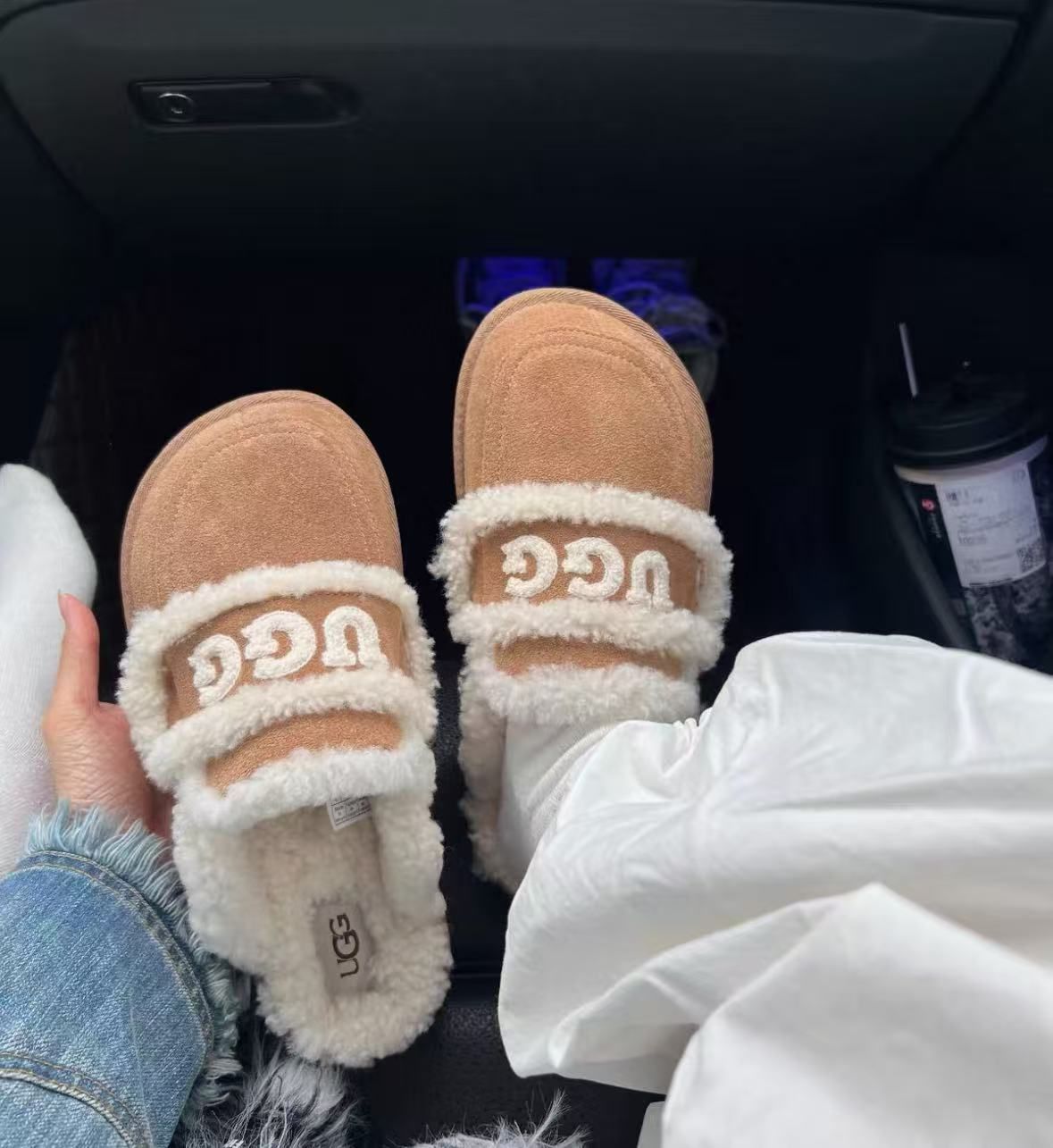  UGG Originals シープスキン スリッポン その他 靴