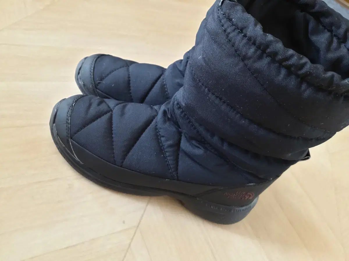 THE NORTH FACE ザノースフェイス 防寒 ブーツ 240