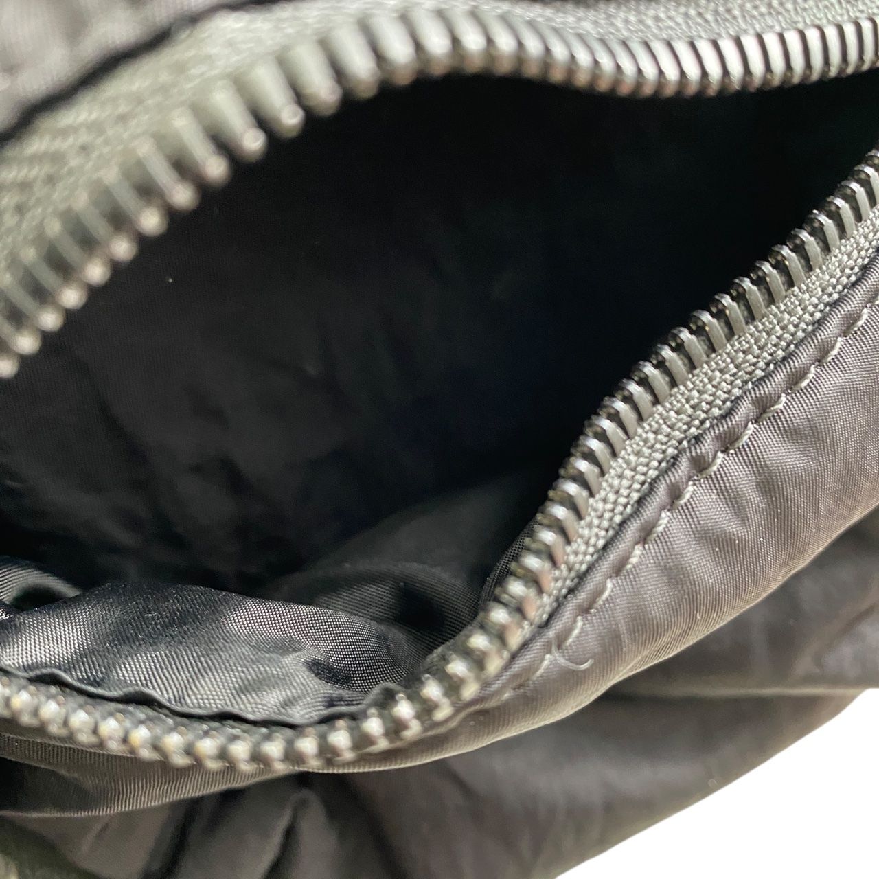 EM1105 DIESEL ディーゼル レディース バックパック X09784P3889 ブラック ナイロン スモール リュックサック DECORATOM_COM_BR