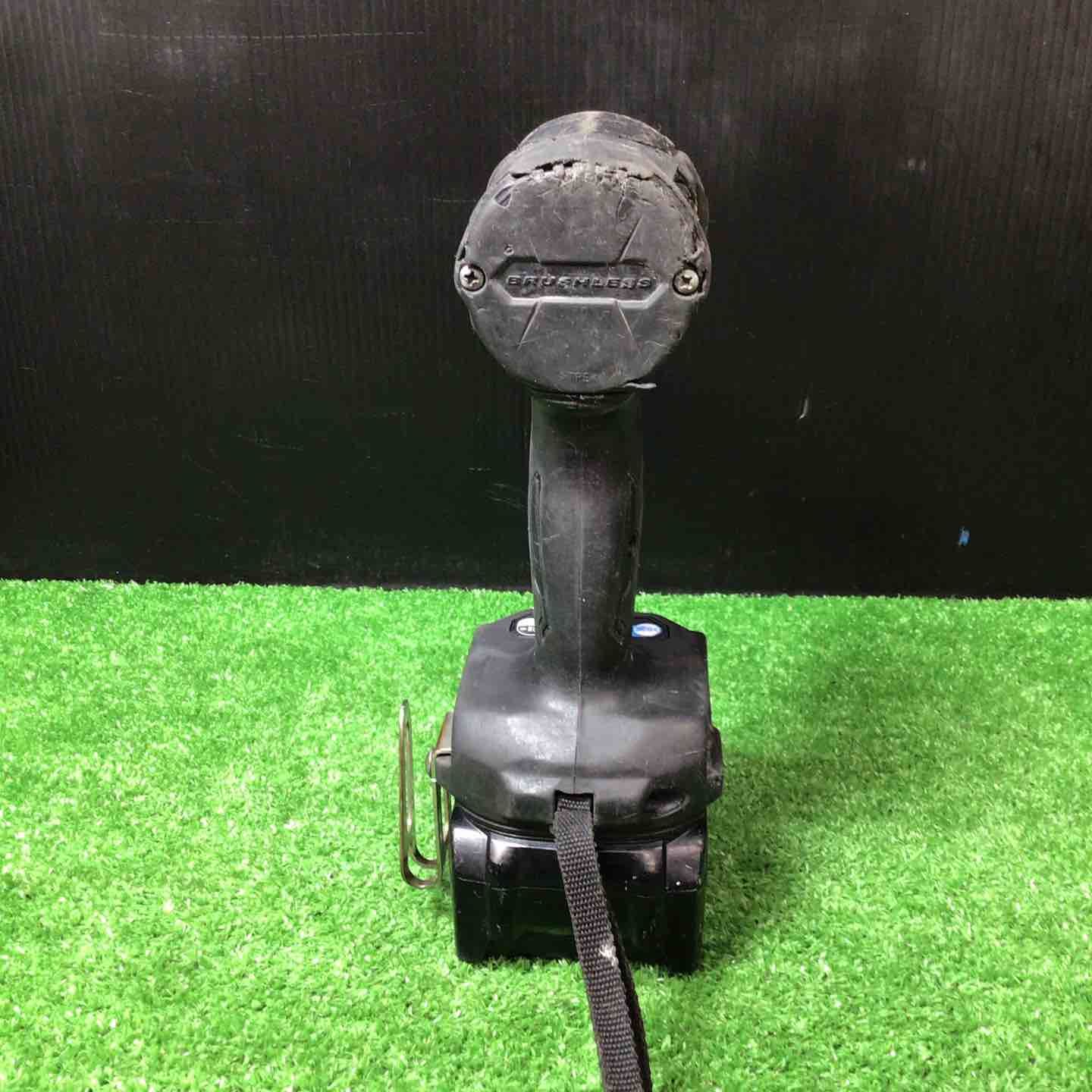 マキタ インパクトドライバー 18 Vバッテリー 付き