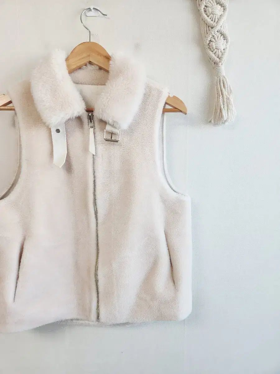 ジョルジュ レッシュ ウール シープスキン ベスト 55