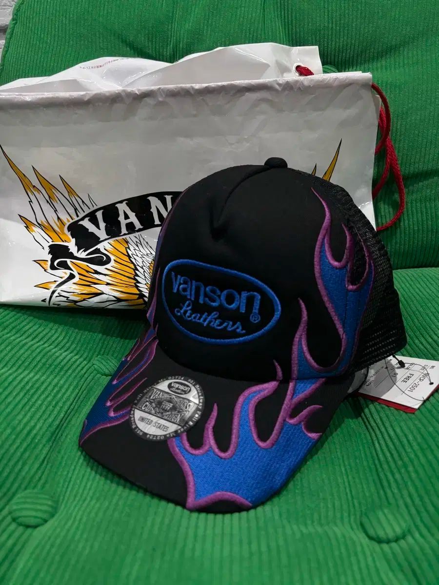 バンソン フレイム トラッカーキャップ