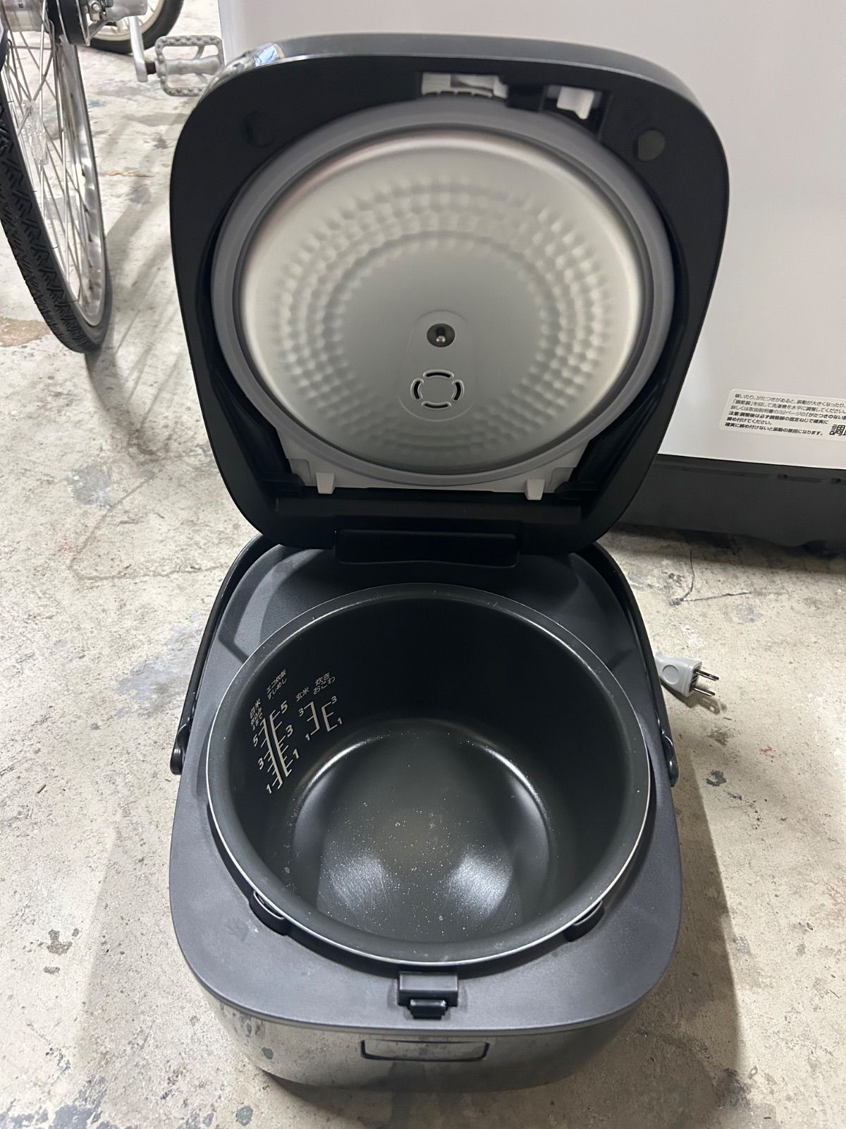 製 Panasonic パナソニック 5.5合炊 IHジャー炊飯器 SR-FE 101