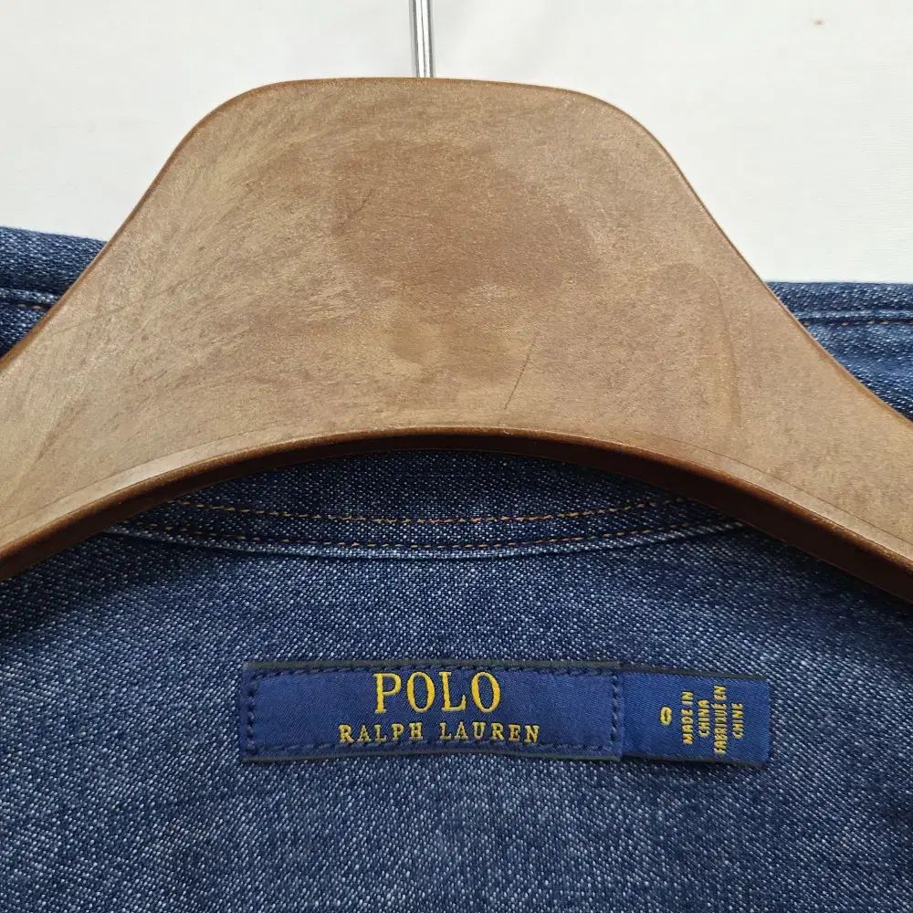 写真にあるベルトをお付けします