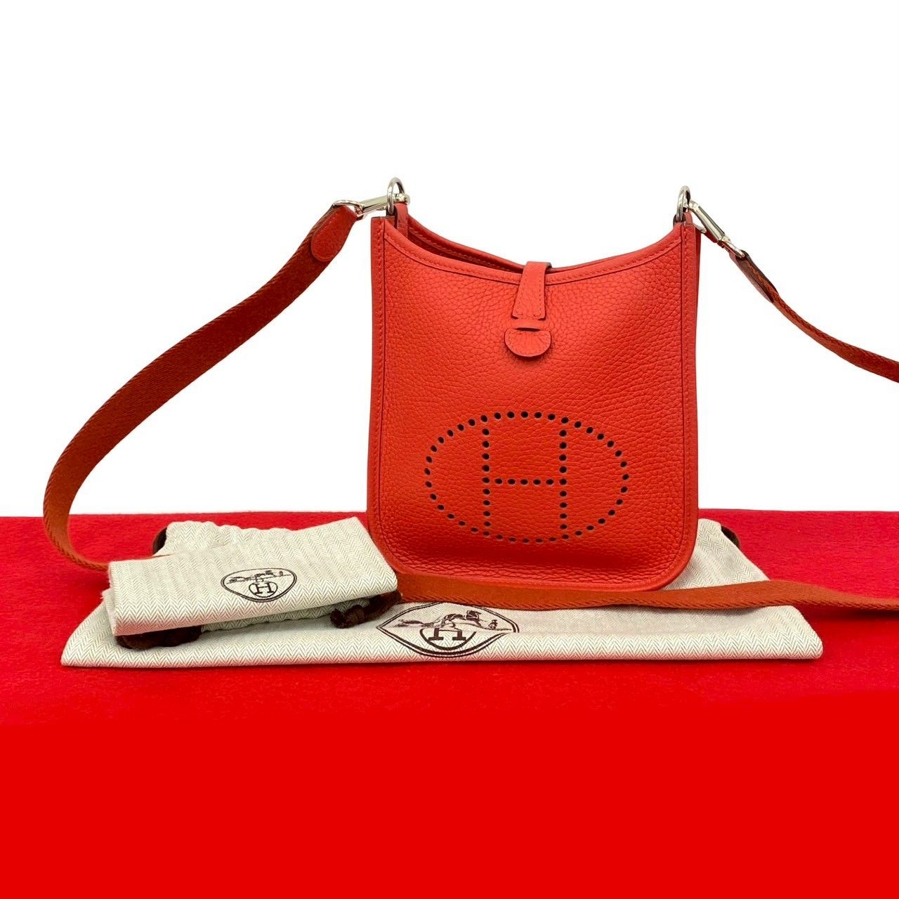 ほぼ未使用 袋付 T 刻印 HERMES エルメス エヴリン TPM 16 アマゾーヌ 