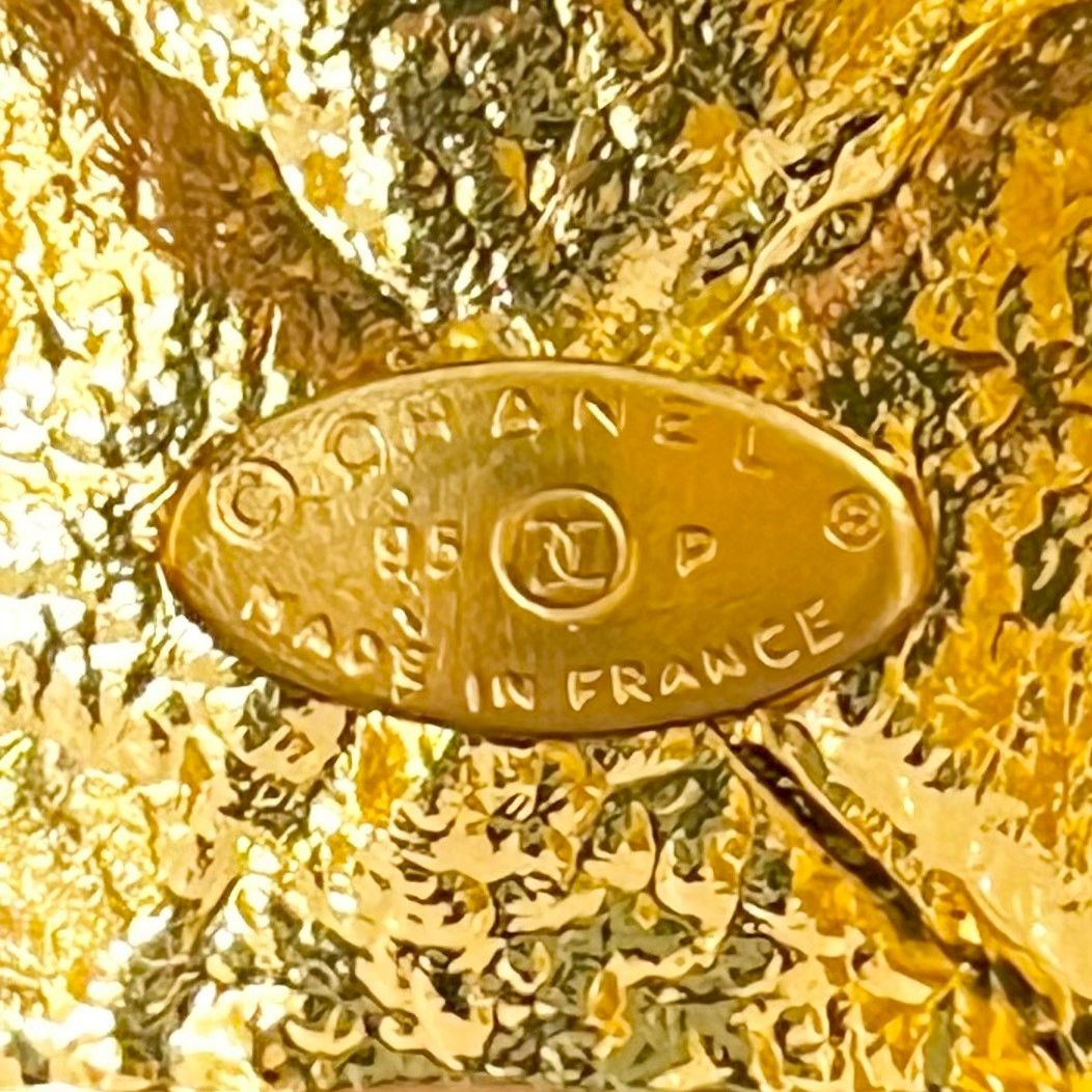 品 コメあり 95P CHANEL シャネル ヴィンテージ マトラッセ ココマーク GP ブレスレット バングル ゴールド 13098