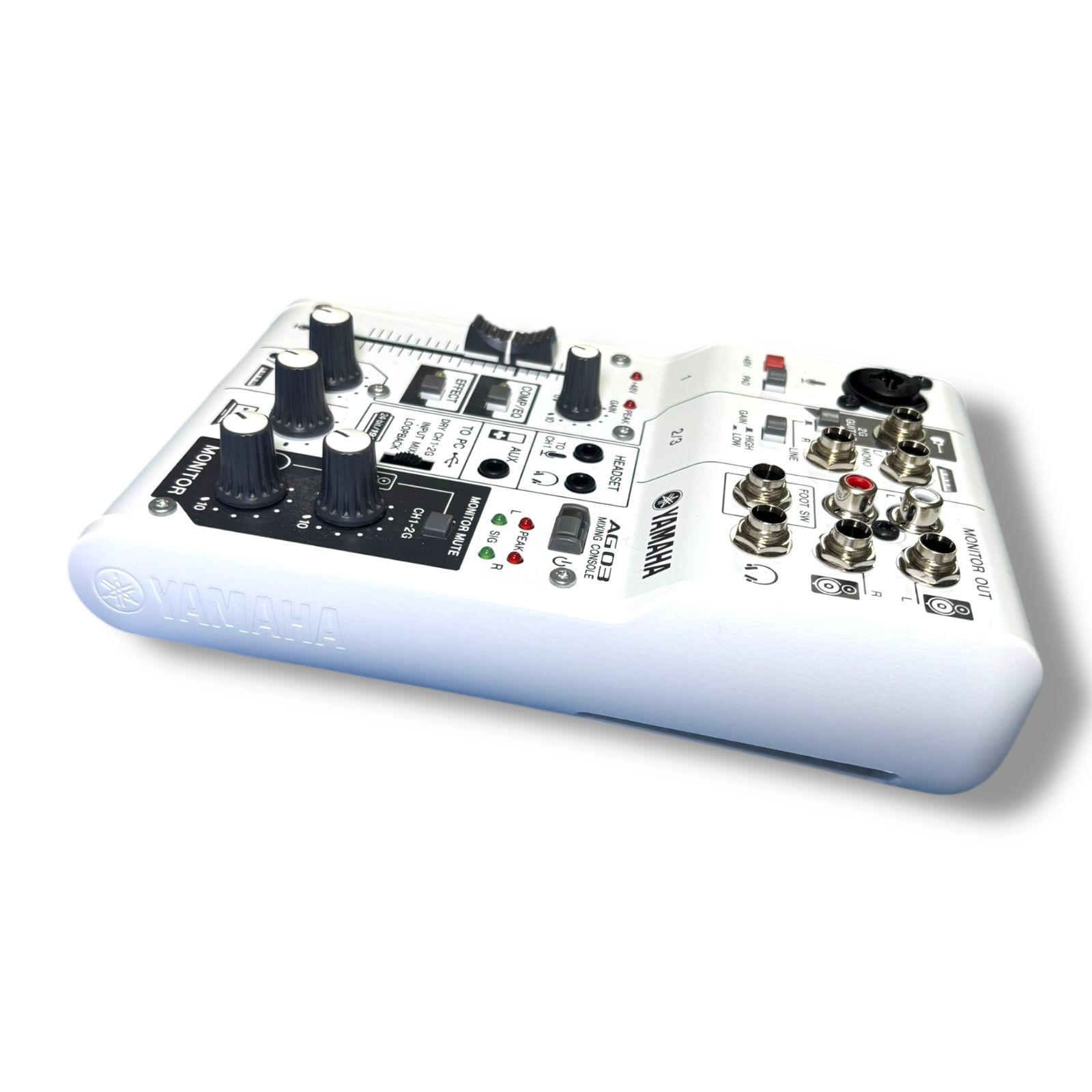 管理番号3097 ヤマハ YAMAHA ウェブキャスティングミキサー オーディオインターフェース 3チャンネル AG03 インターネット配信に便利な機能付き 音楽制作アプリケーションCubasis LE対応