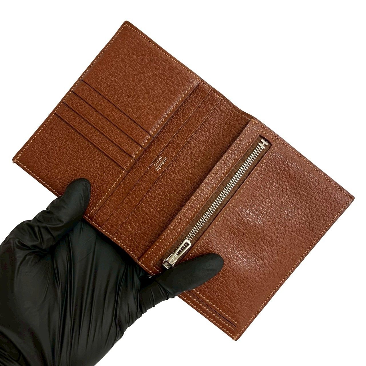 本革 二つ折り財布