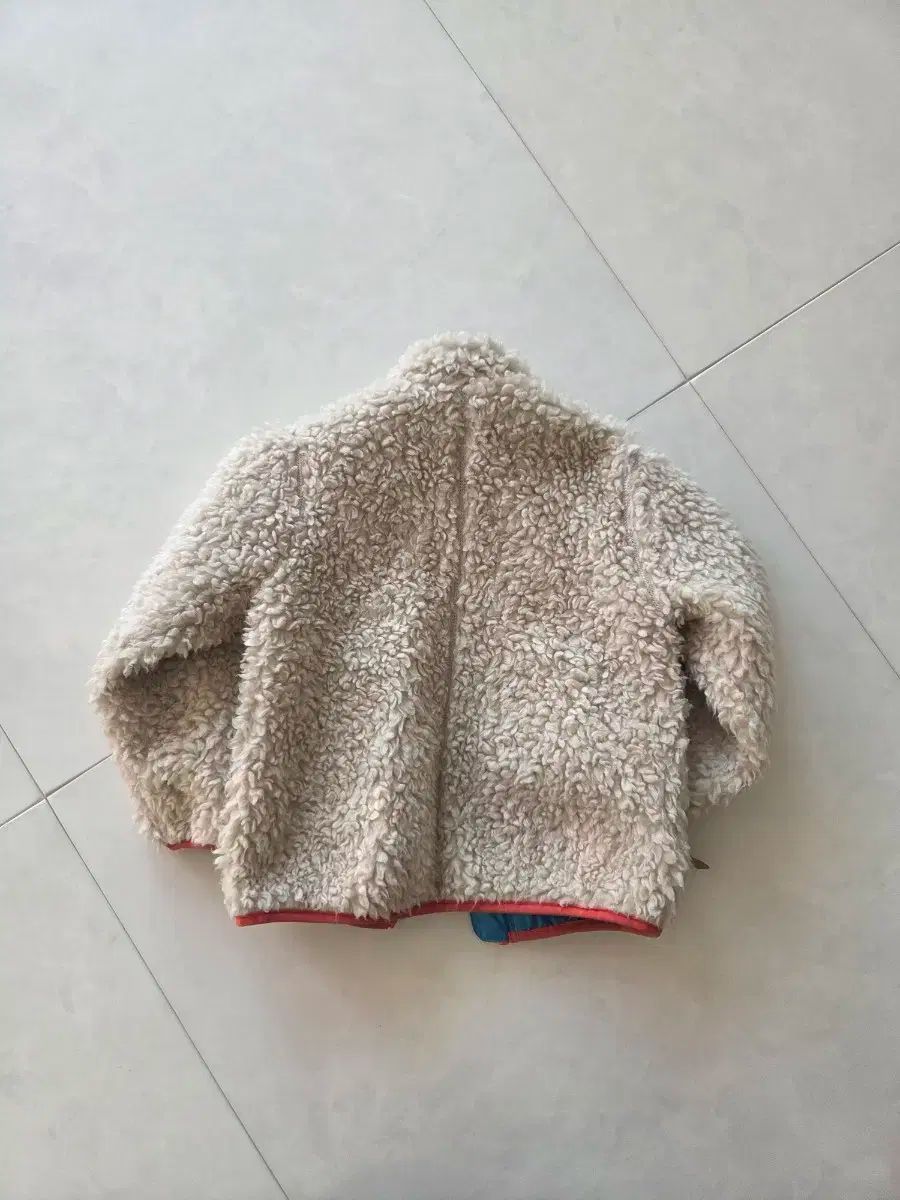 パタゴニア キッズ レトロ アウター