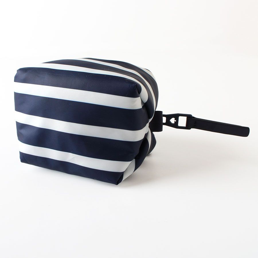 MWJ25626 未使用 kate spade new york ケイトスペード ミニポーチ