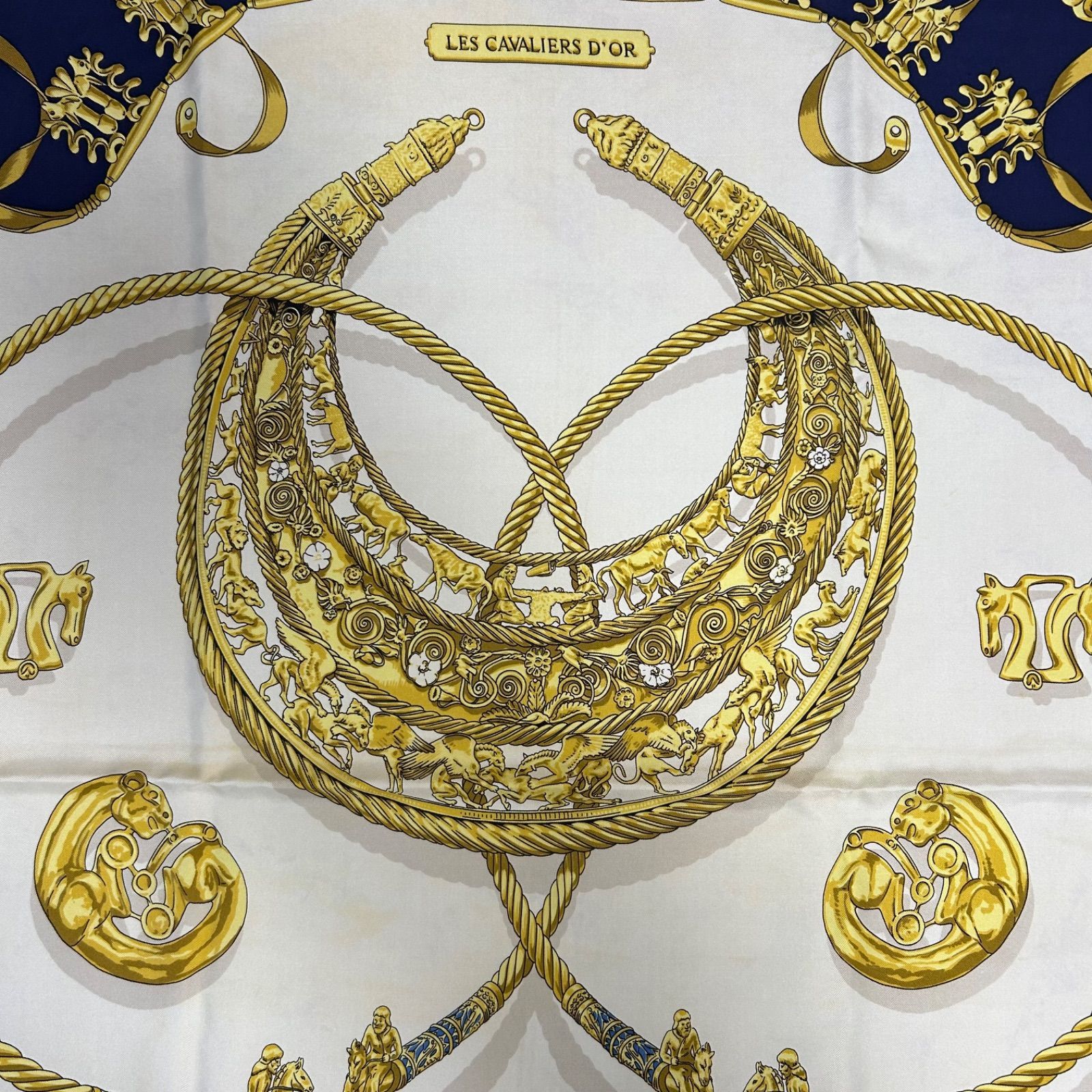 中古美品】エルメス HERMES スカーフ カレ90 Les Cavaliers d 