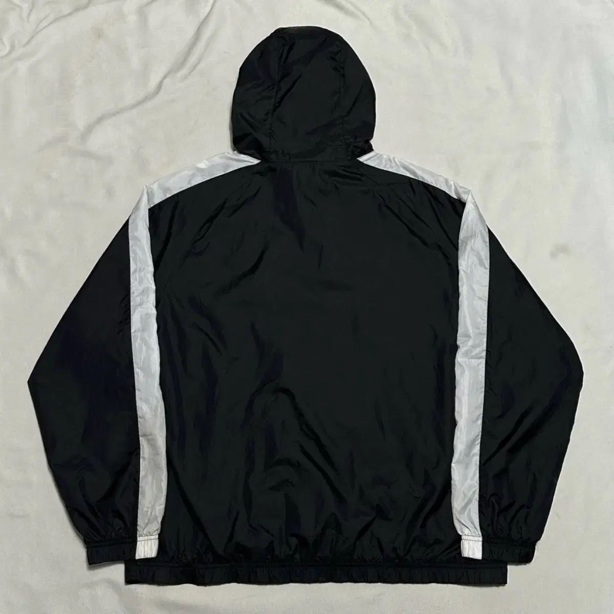 やま ADIZERO ボストン13 25.5cm ナイキ トレーナー ウーブン フード ウィンドブレーカー