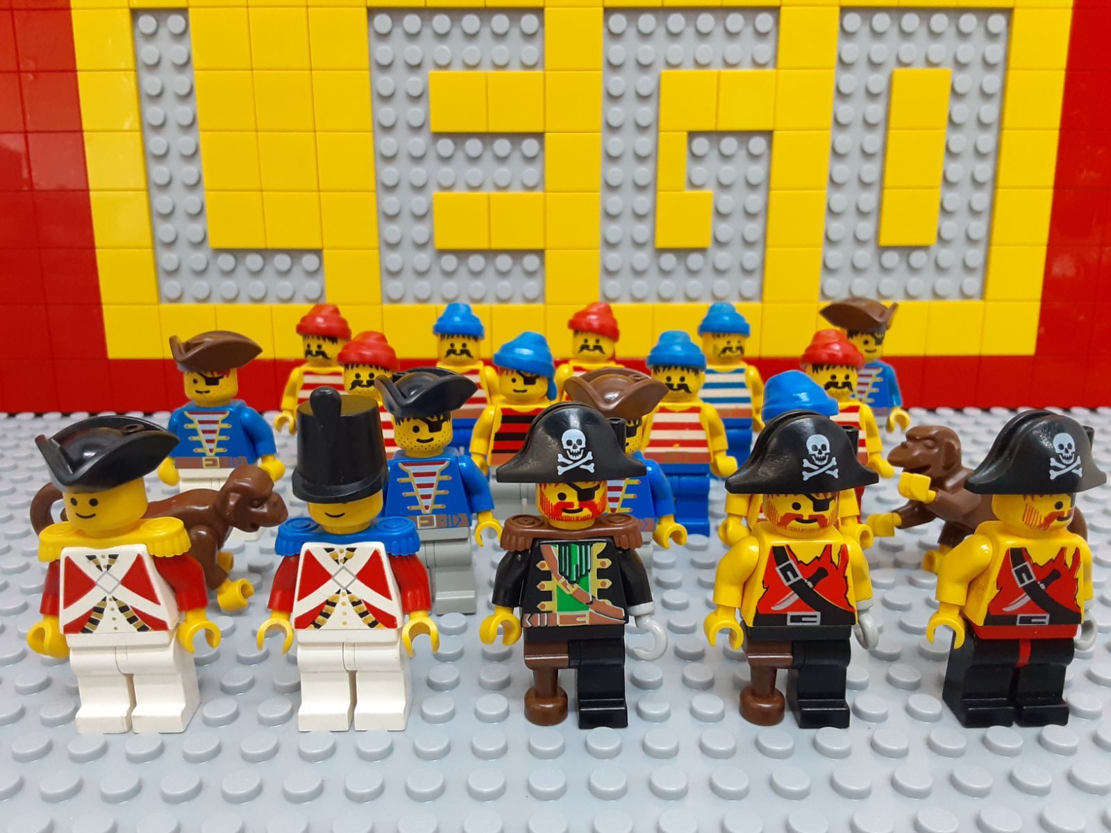 南海の勇者 レゴ ミニフィグ 大量20体 総督軍 ロジャー船長 アイアンフック 乗組員 人形 海賊 ダークシャーク号