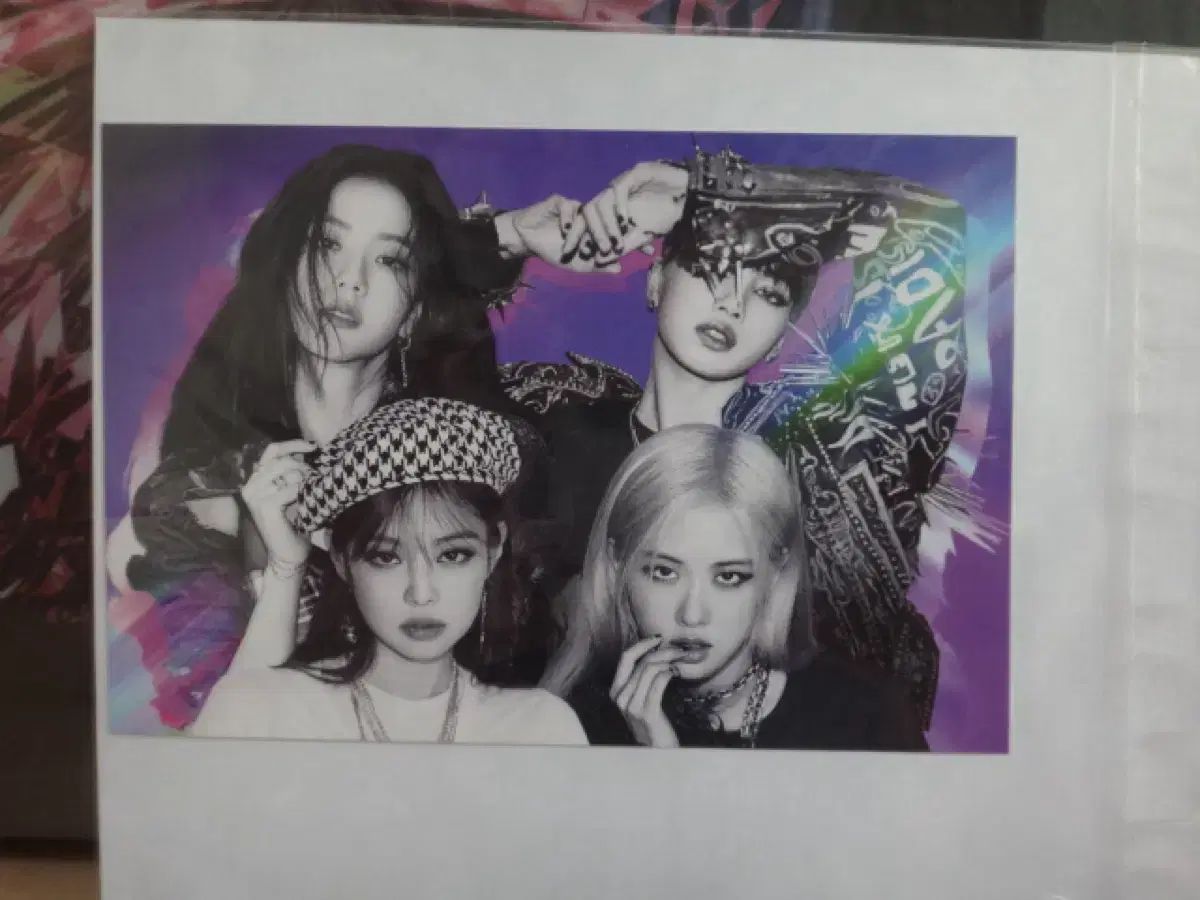 黒 ピンク ー 1st Vinyl LP Box ポスター カード