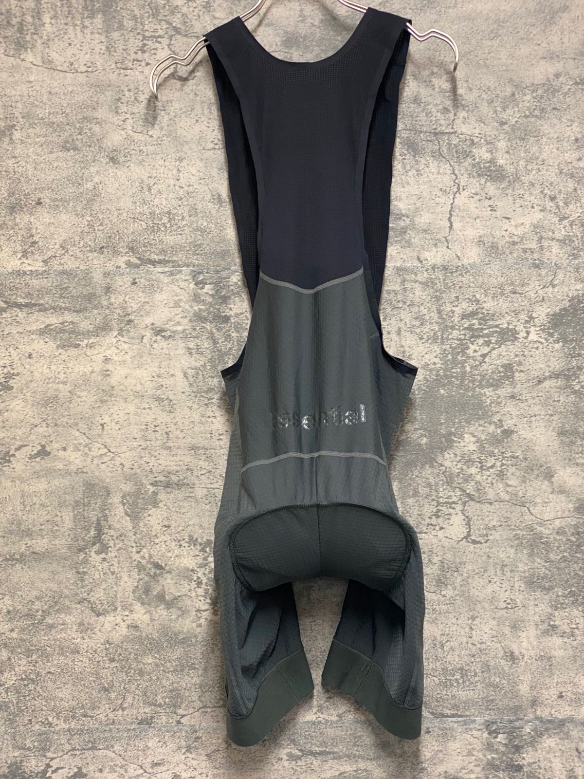 JN112 パスノーマルスタジオ PAS NORMAL STUDIOS Essential ビブショーツ L