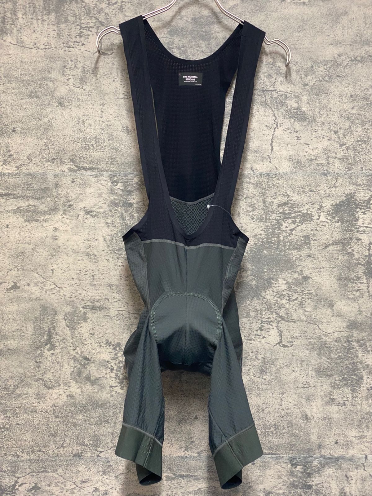 JN112 パスノーマルスタジオ PAS NORMAL STUDIOS Essential ビブショーツ L