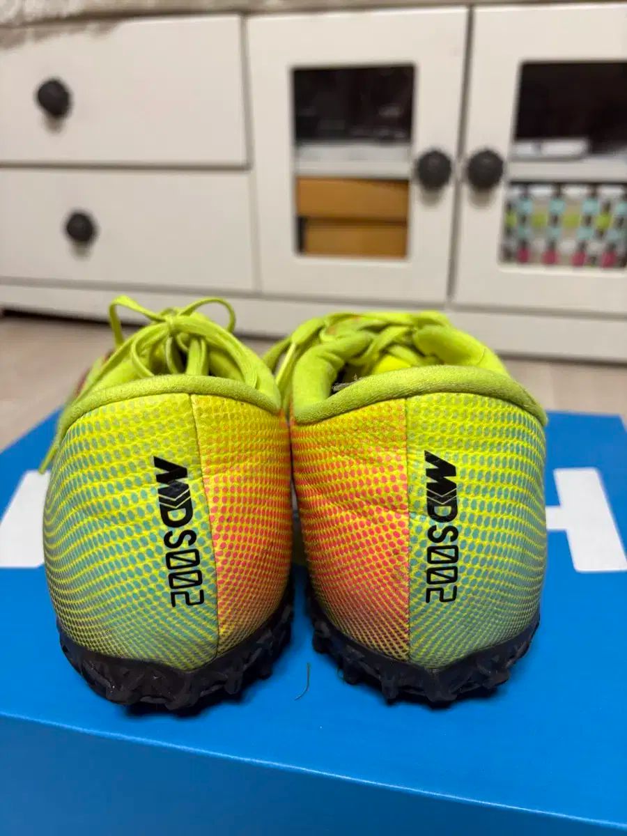 モレリアネオ 4β JAPAN 27.5cm ホワイト　レッド　限定 ズーム マーキュリアル ヴェイパー 15 エリート AG-PRO マーキュリアル