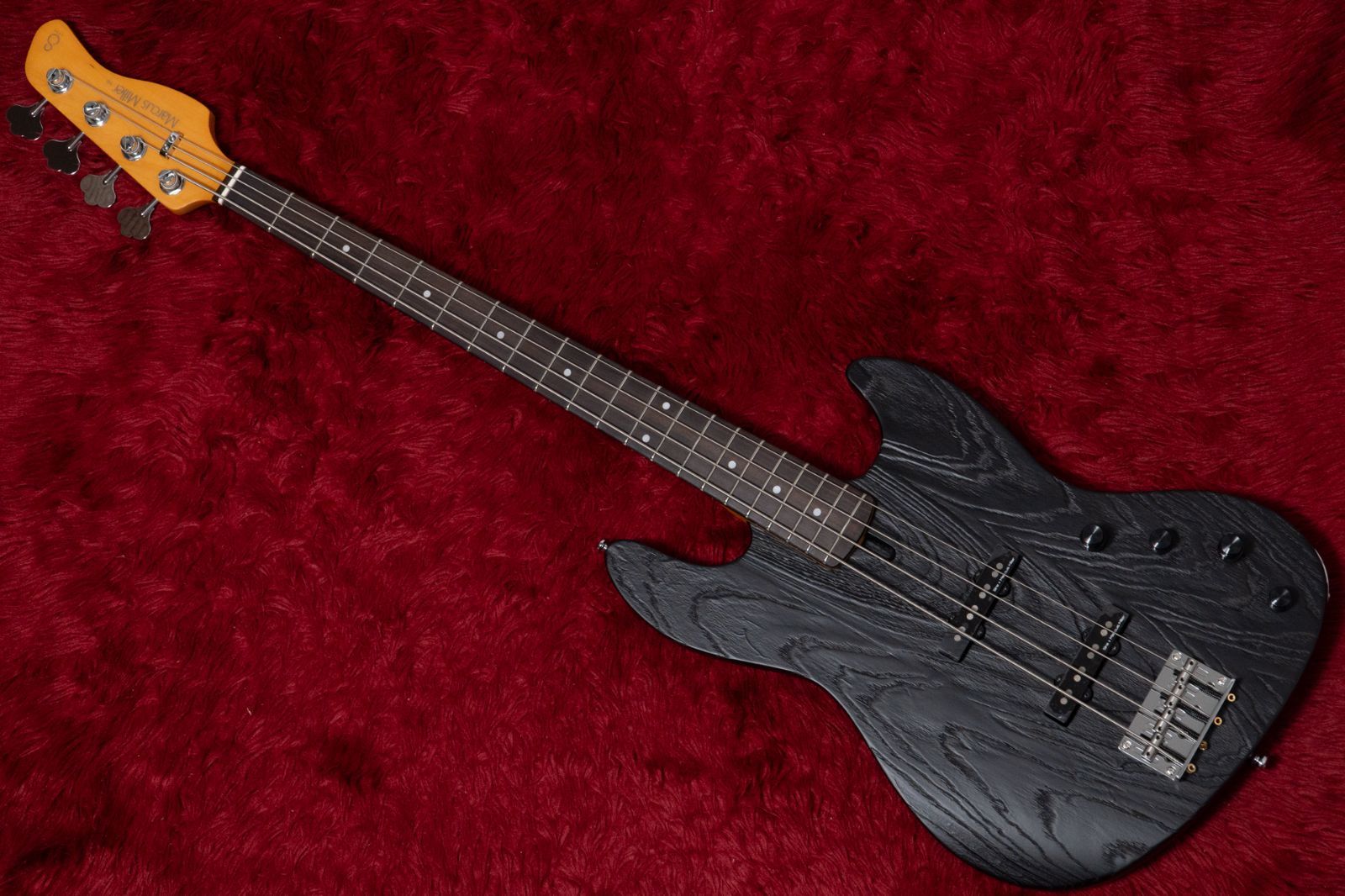 new Sire V6-4 BK 3.205kg 2N25051082 GIB横浜