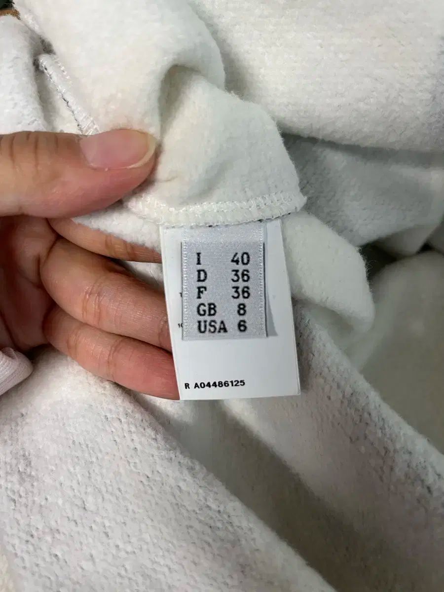 モスキーノ ポルカ