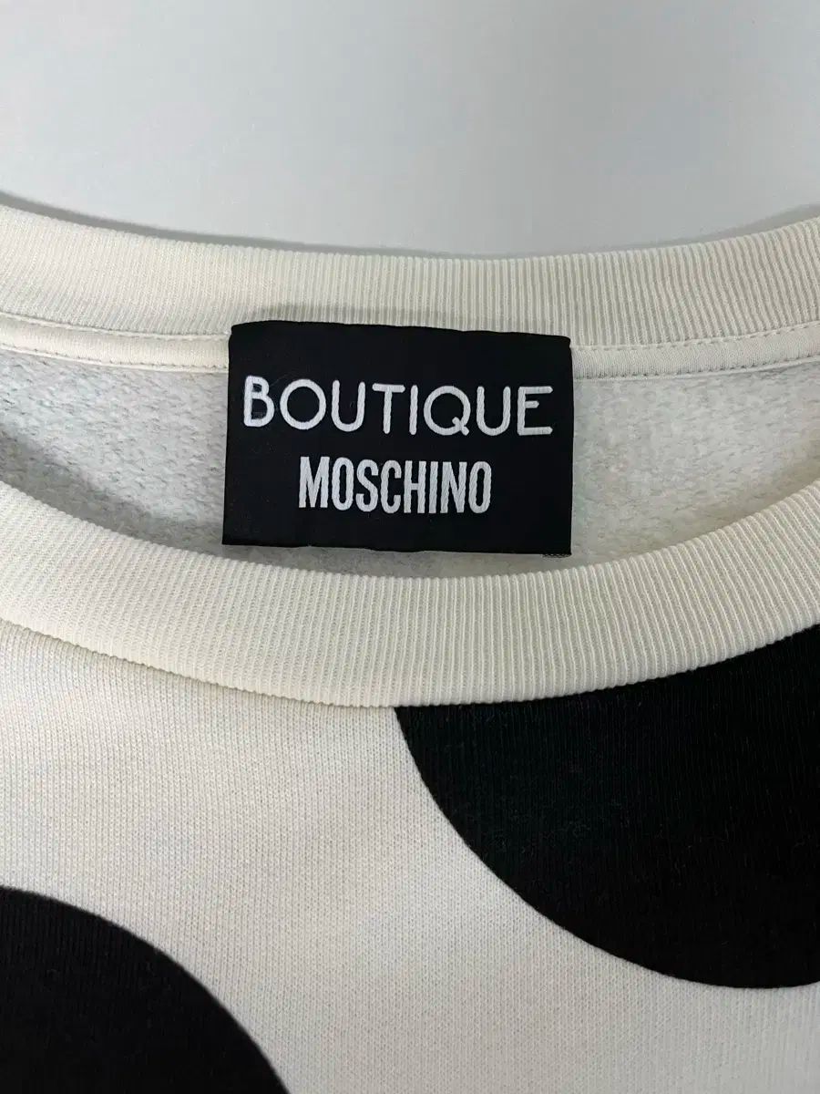 モスキーノ ポルカ