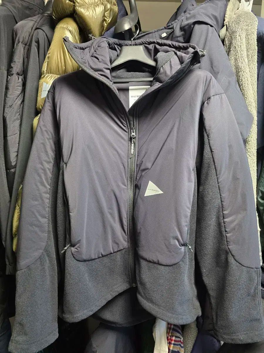 アンドワンダー トップス フリース ジャケット ブラック 5