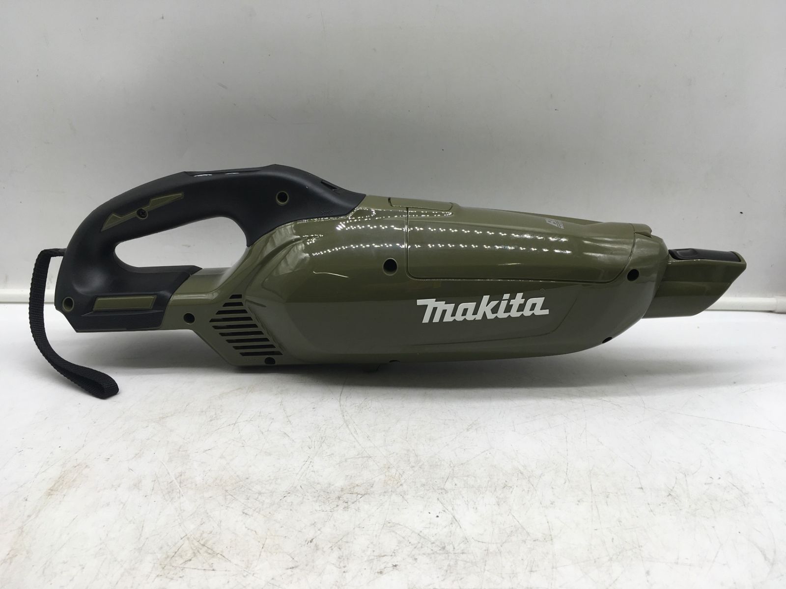 Makita マキタ 18V充電式クリーナ CL285FDZO ITIG089UHAQU エコツール岡崎岩津店 M02 MARWIL-DEMENAGEMENTS_CH