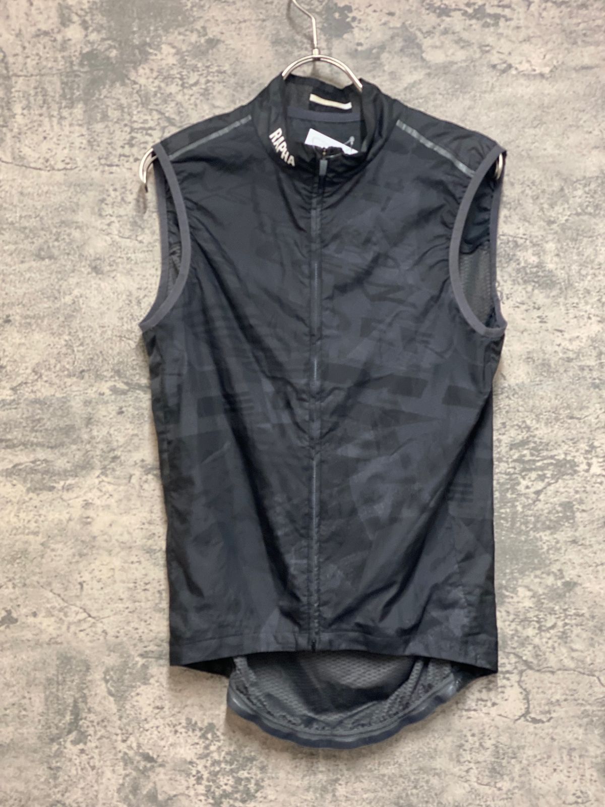 JM642 ラファ Rapha PRO TEAM LIGHTWEIGHT GILET ROAD GRAFFITI ジレ サイクルベスト 黒 グレー M チャック破損