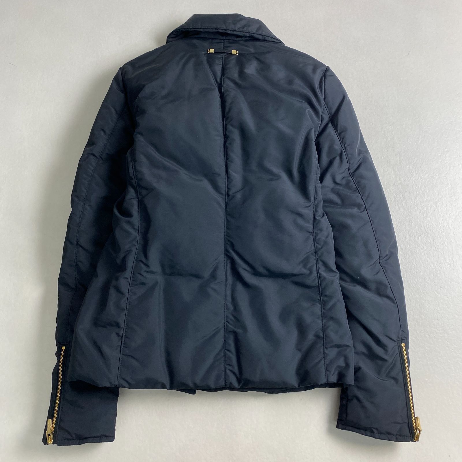 GUCCI ダウンジャケット グッチ ロゴ金具 ダウン100% 38 M L相当 