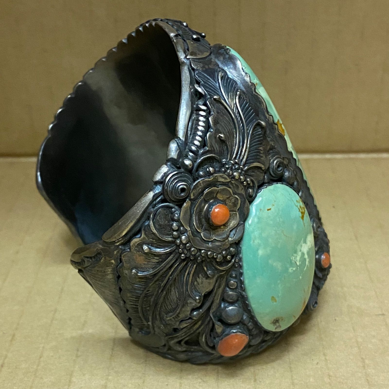 グリーンターコイズ